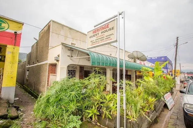 Sabinyo Guest House