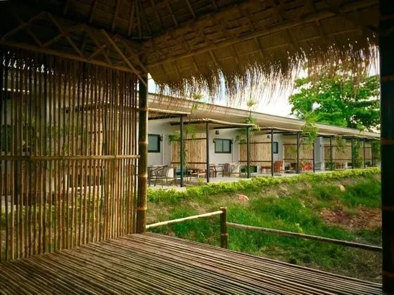 Sabye D Resort at Surat - Dış Mekan