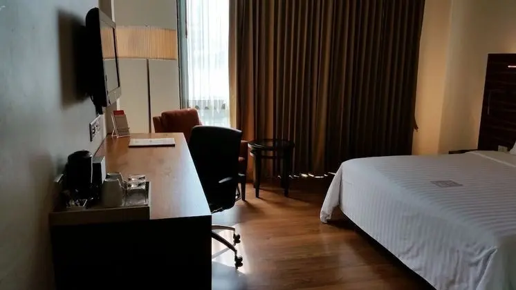 Sacha's Hotel Uno - Oda