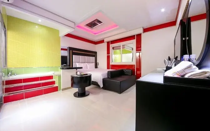 Sacheon Gung Self Check-in Motel - Oda