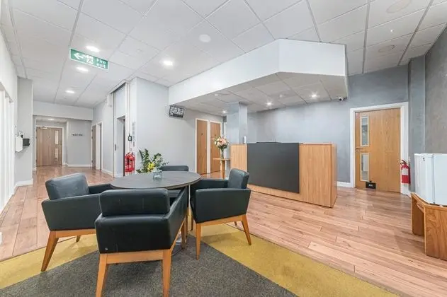 SACO Aparthotel Farnborough - Lobi