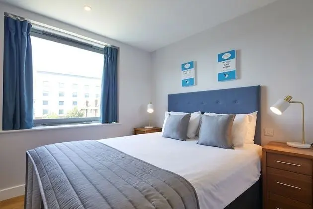 SACO Aparthotel Farnborough - Oda