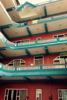 Sadhana Yoga Retreat Centre - Öne Çıkan Resim