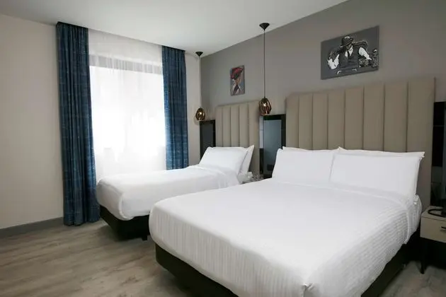 Sadie Best Western Hotel Luton - Oda