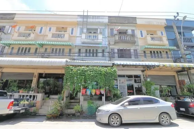 Saen Sabai Hostel
