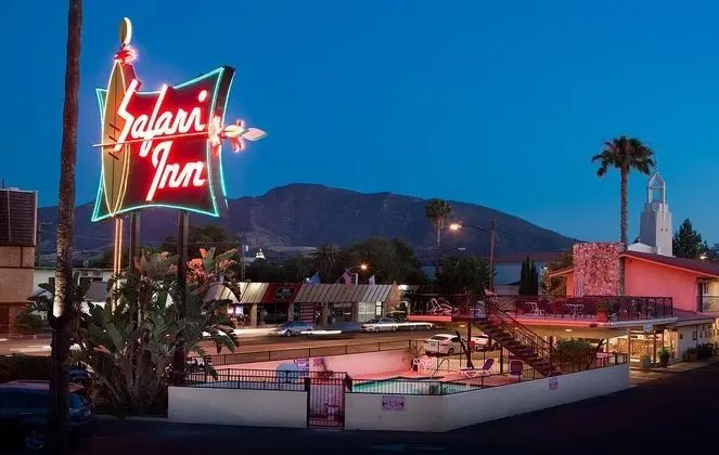 Safari Inn