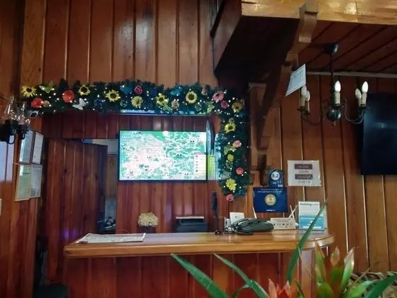 SAFARI LODGE BAGUIO by Log Cabin Hotel - Lobi