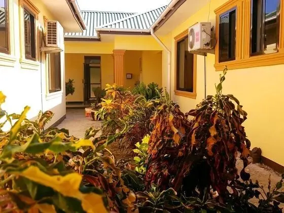 Safari Lodge Kunduchi