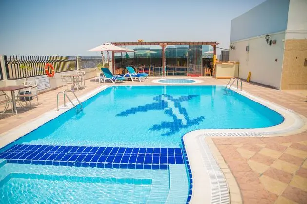 Saffron Boutique Hotel - Havuz
