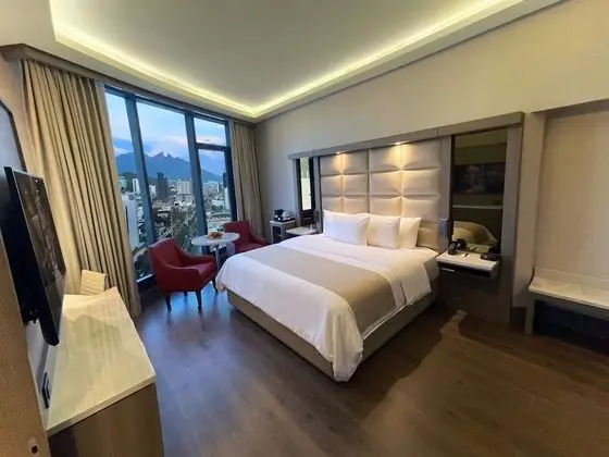 Safi Royal Luxury Metropolitan - Oda