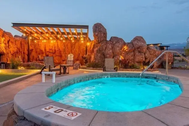 Sage Creek at Moab Amazing Pool Hot tub - Havuz