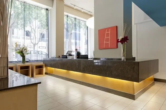 Hotel Sagrada Familia - Lobi