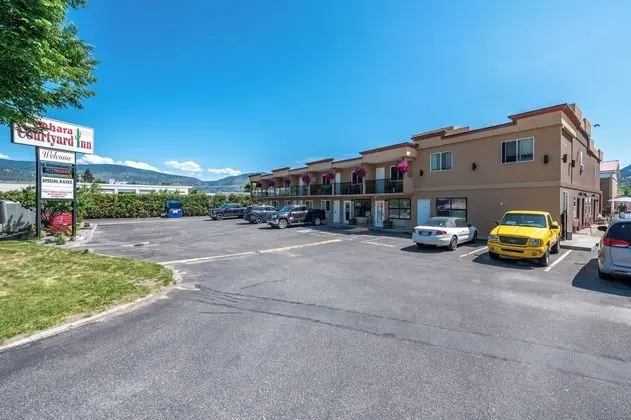 Sahara Courtyard Inn Penticton - Dış Mekan