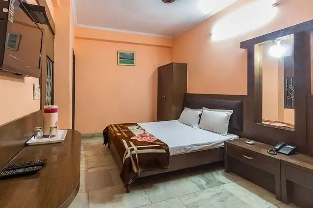 Hotel Sahara International Deluxe - Oda