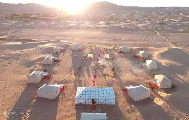 Saharian Luxury Camp - Dış Mekan