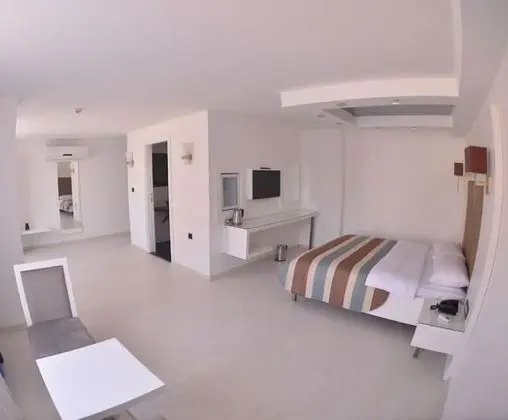 Şahin Hotel 2