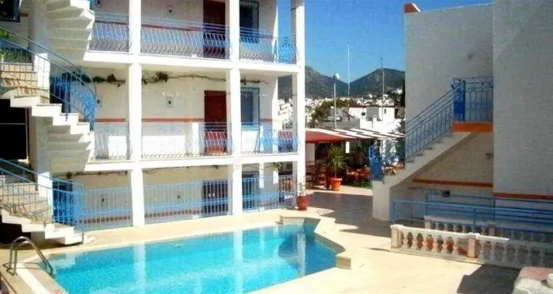 Sahin Apart Otel - Dış Mekan