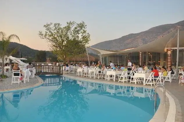 Sahra Su Holiday Village & Spa - Havuz