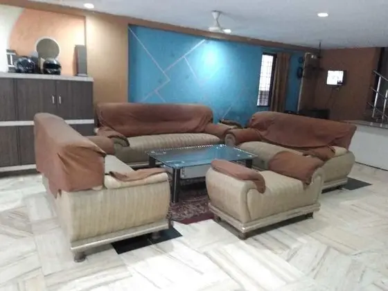 Hotel Sai National - Lobi