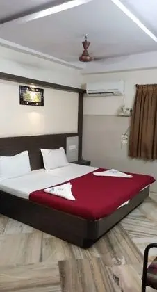 Hotel Sai National - Oda