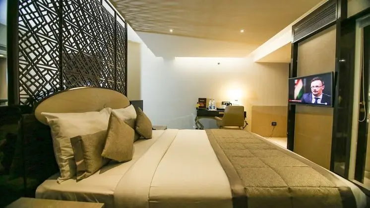Hotel Sai Palace Grand Malad - Oda