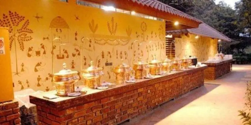 Hotel Sai Palace Grand Malad - Yerinde Yemek