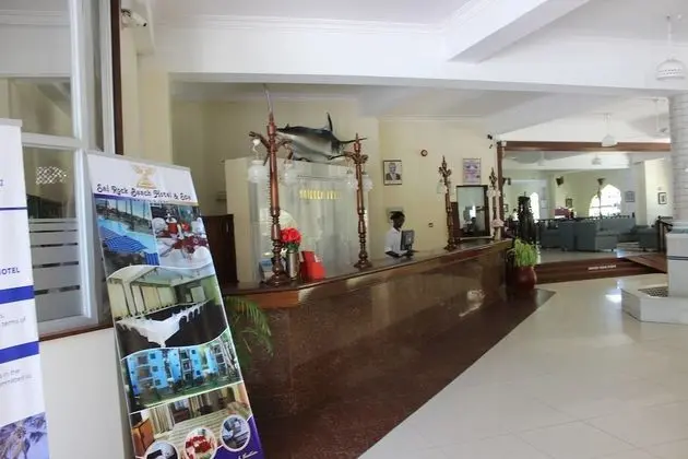 Sai Rock Beach Hotel & Spa - Lobi