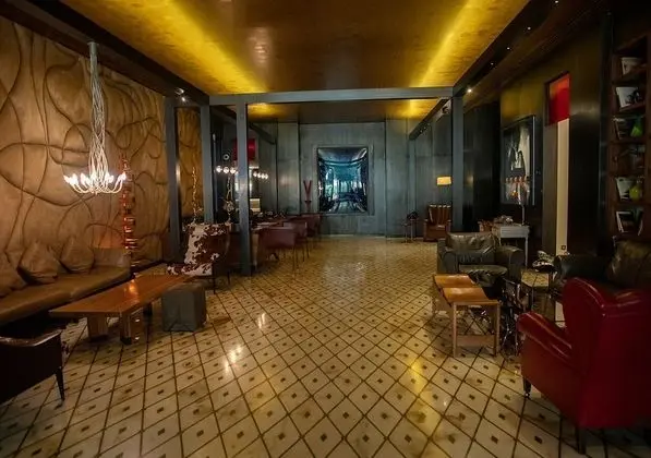 Saifi Suites