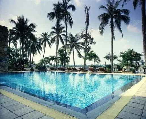 Saigon Domaine Luxury Residences - Havuz