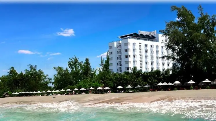 Saigon Ninh Chu Hotel & Resort - Plaj