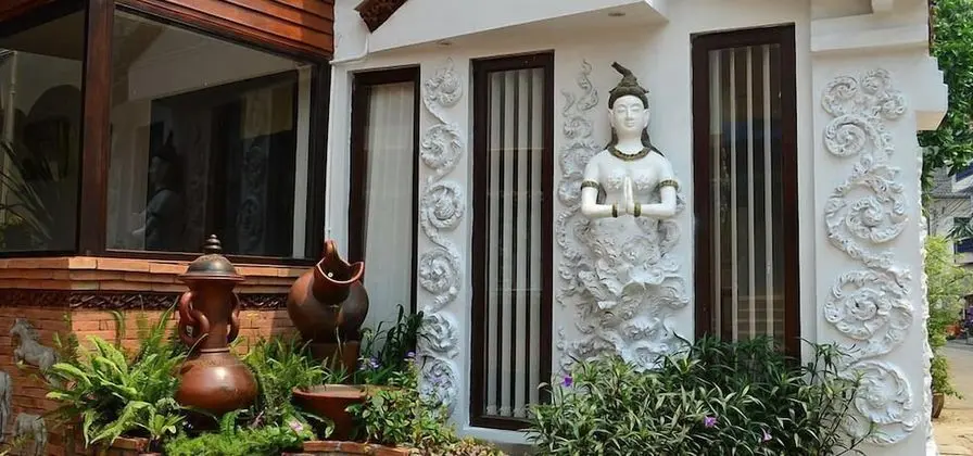 Sailomjoy, The Boutique Hostel - Dış Mekan