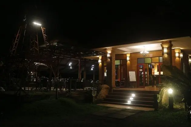 SaimoonburyResort