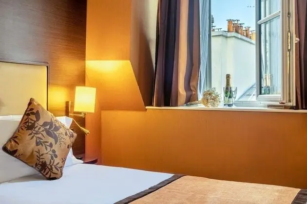 Hotel Saint Honore 85