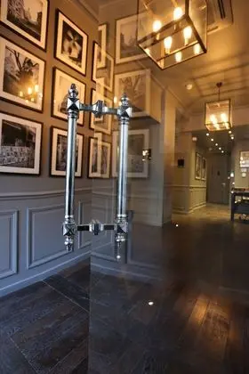 Hotel Saint Louis Pigalle - Lobi