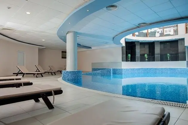 Saint Thomas Holiday Village - Havuz