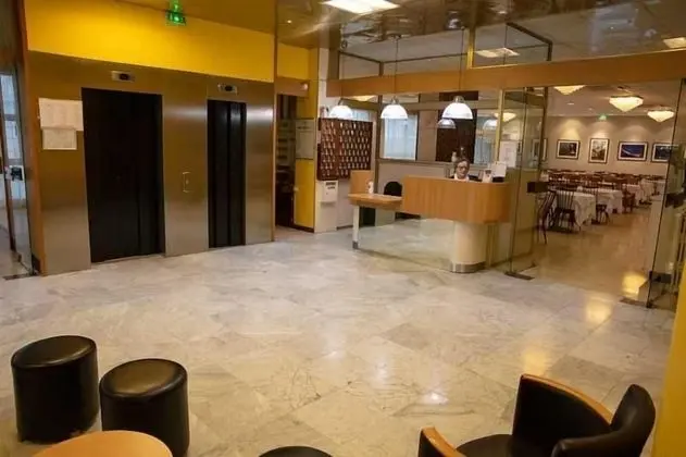 Hotel Sainte Suzanne - Lobi