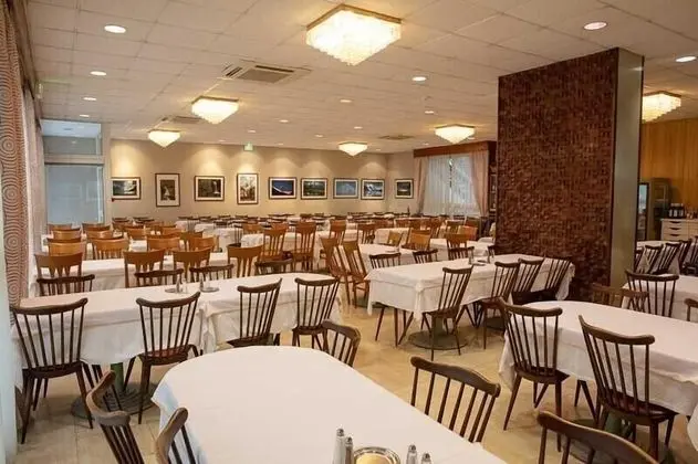 Hotel Sainte Suzanne - Yerinde Yemek