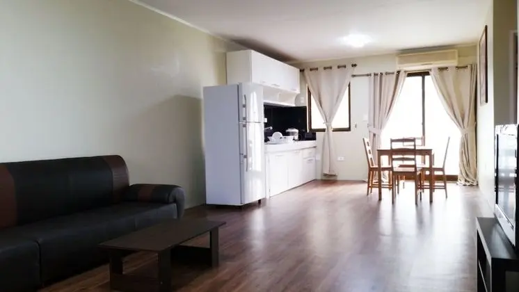Saipan Family Residence - Öne Çıkan Resim