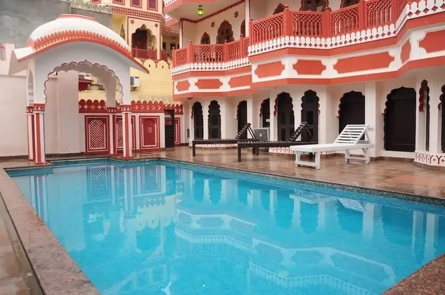 Hotel Sajjan Niwas