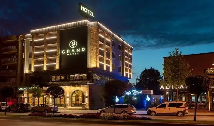 Sakarya Grand Hotel - Dış Mekan