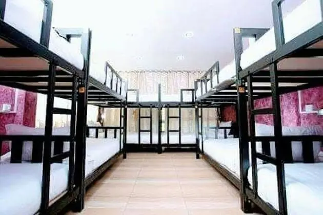 Sake Beach Hostel