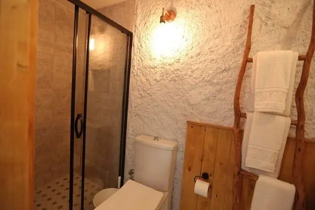 Sakiz Kizi Alacati - Banyo Özellikleri