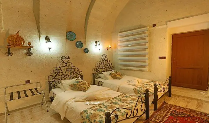 Saklı Cave House