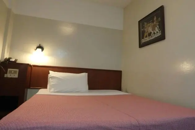 Sakol Hotel Korat - Oda