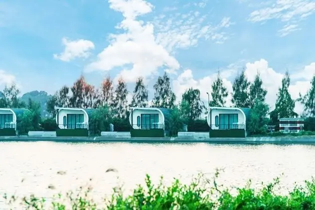 Saksiam Lakeside Resort