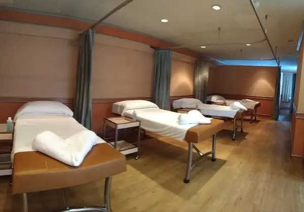Sakura Hotel Hat Yai - Spa
