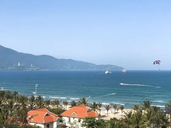Sala Danang Beach Hotel