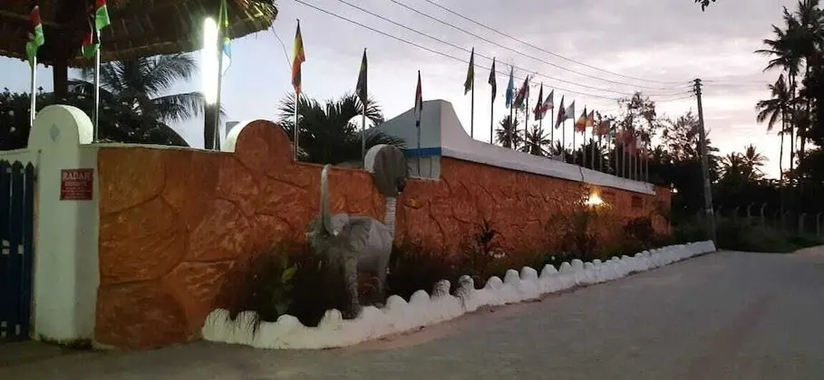 Salama Bling Beach Resort