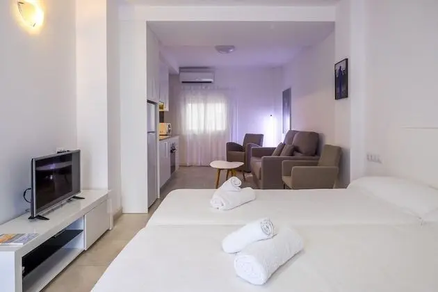 S'Alamera Suites Hotel & Apartments - Oda