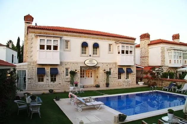 Salbakos Herakleia Boutique Hotel - Dış Mekan